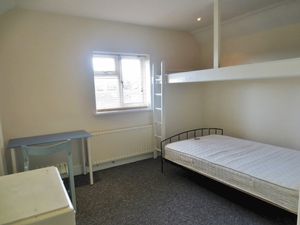 Bedroom- click for photo gallery